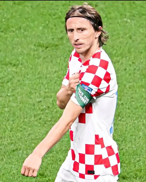 友谊赛米兰2-3维尔图斯恩泰拉，普利希奇、博尔萨尼破门