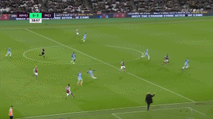 詹姆斯谈湖人防守：我们必须快速回防，限制对手的突破