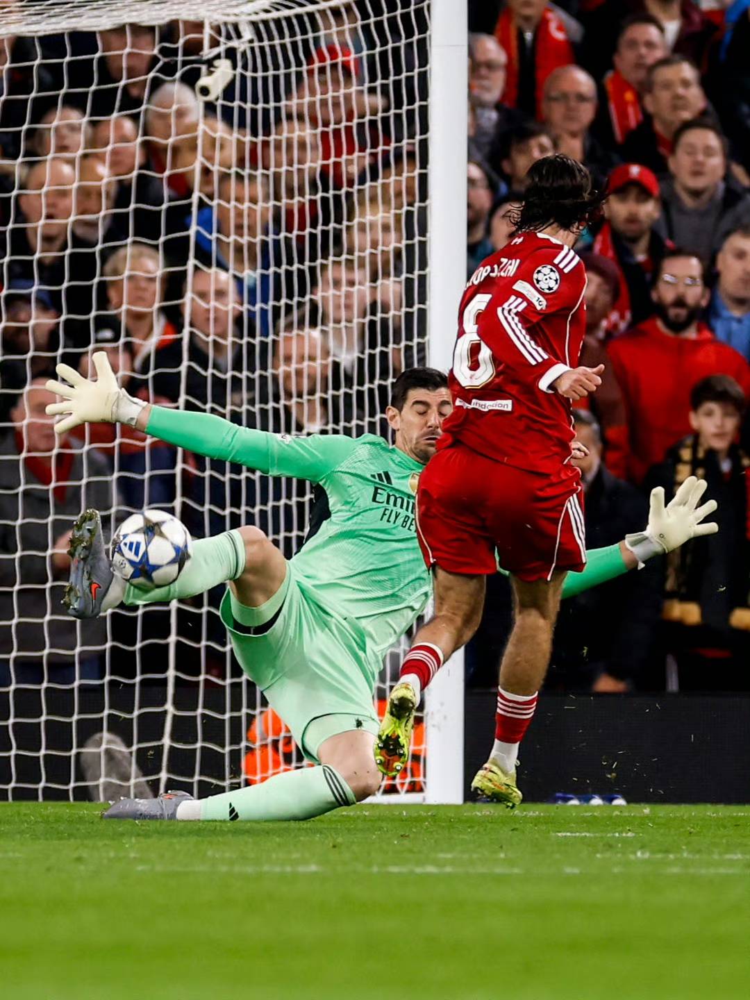 2025年五大联赛俱乐部获得点球数TOP10：皇马、巴黎、拜仁前3